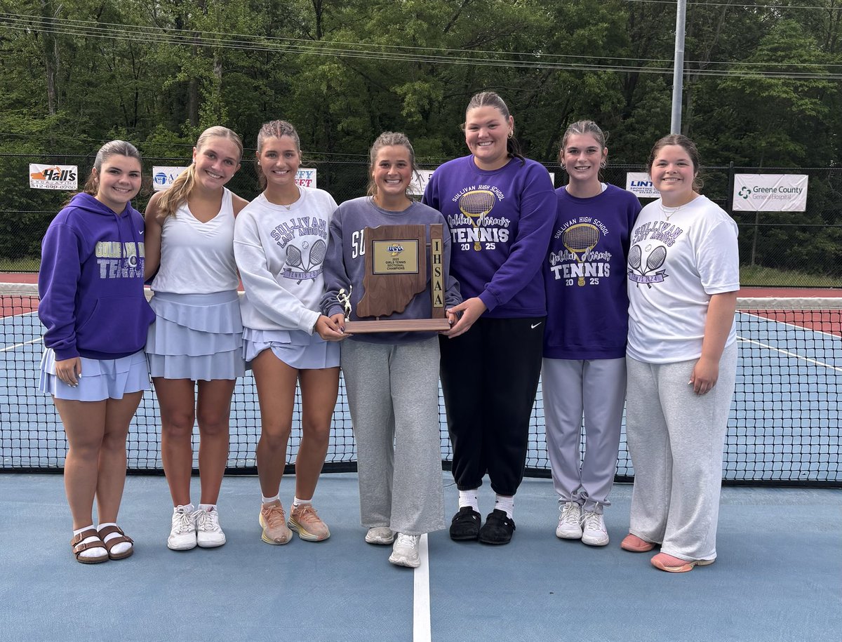 Sectional champs!!🎾
3-peat💜💜