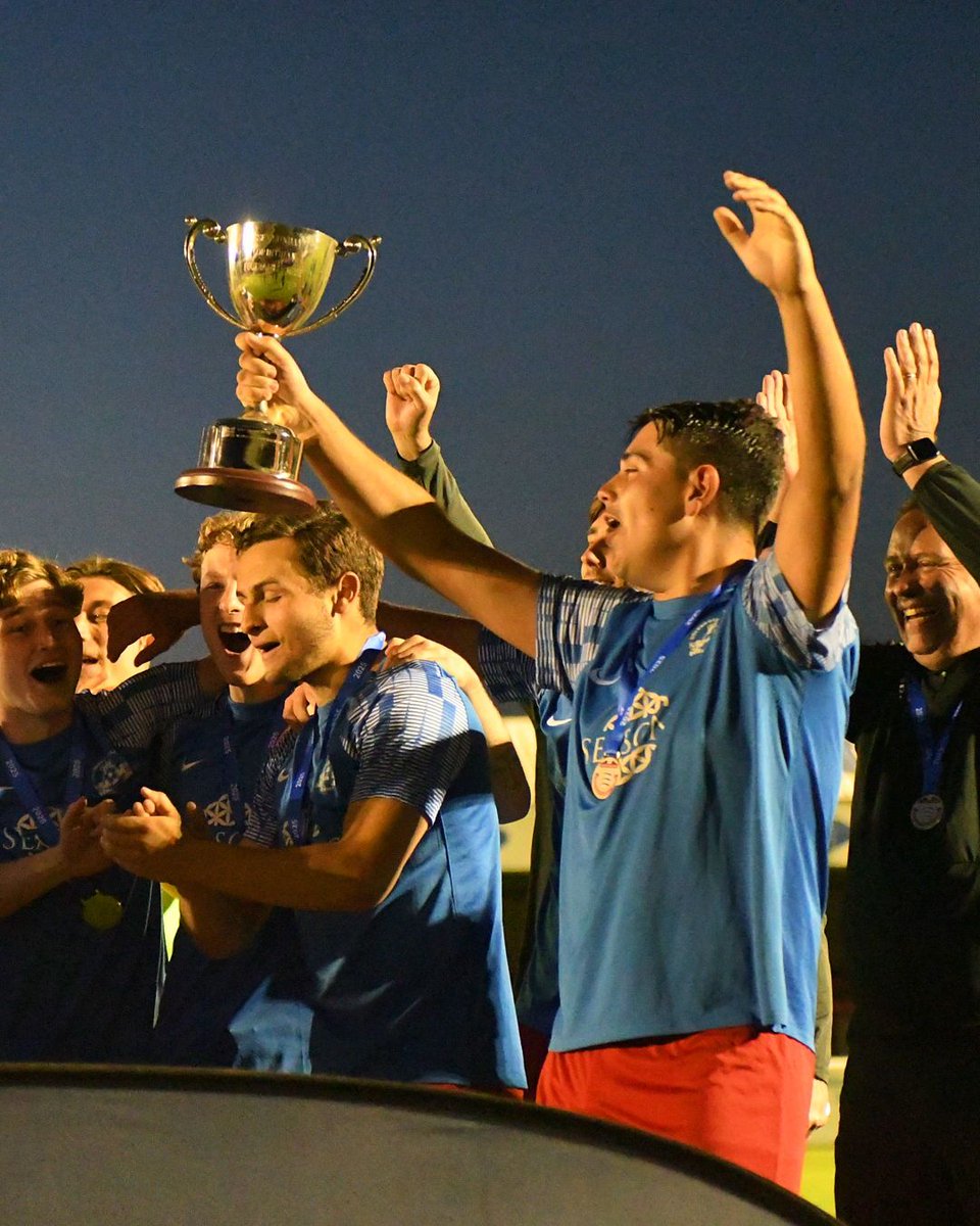 Corinthian League (@essexcorinthian) on Twitter photo ๐๐จ๐ฃ ๐ช๐๐ก๐ก๐๐ฅ๐ฆ ๐
Congratulations to <a href="/COLEBROOKROYALS/">COLEBROOK ROYALS FC</a> Royals A who made it a league & cup double with victory this evening in the Endeavour Cup Final against Gatcliffe
#Corinthian ๐๐จ๐ฃ ๐ช๐๐ก๐ก๐๐ฅ๐ฆ ๐
Congratulations to <a href="/COLEBROOKROYALS/">COLEBROOK ROYALS FC</a> Royals A who made it a league & cup double with victory this evening in the Endeavour Cup Final against Gatcliffe
#Corinthian