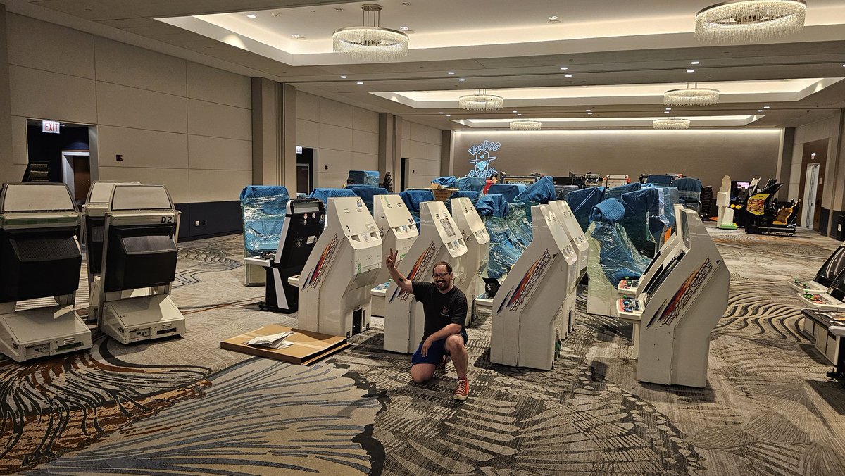 psykomantis's tweet image. Helping out with #COMBOBREAKER this year. 
I&apos;ll be blessing the #arcade area with the #PANDEMiCADE! touch.
@psychicdrive and friends making it happen together. Lots of hard work, community, and #FGC goodness all weekend.
Come on out and visit us!
We&apos;d love to see you!