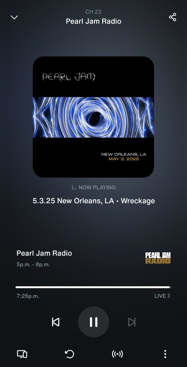 demetriosns's tweet photo. #PearlJam #NewOrleans #SirusXM https://t.co/nnrzyKsscy