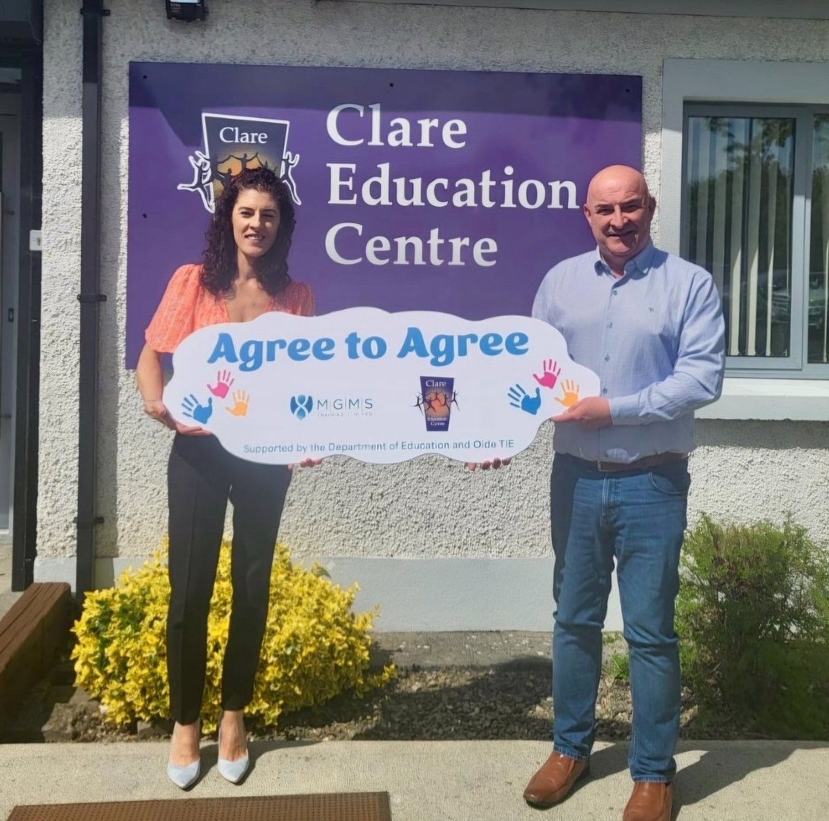 LeadtheWay (@way_leadthe) on Twitter photo Have you heard of The Agree to Agree project which supports schools and parents to navigate their children's access to Internet enabled devices together? open.spotify.com/episode/0HYBA4ā¦
<a href="/ClareEdCentre/">Clare Education Centre</a> <a href="/NavanESC/">Navan Education Support Centre</a> <a href="/TraleeESC/">Tralee Education Support Centre</a> Have you heard of The Agree to Agree project which supports schools and parents to navigate their children's access to Internet enabled devices together? open.spotify.com/episode/0HYBA4ā¦
<a href="/ClareEdCentre/">Clare Education Centre</a> <a href="/NavanESC/">Navan Education Support Centre</a> <a href="/TraleeESC/">Tralee Education Support Centre</a>
