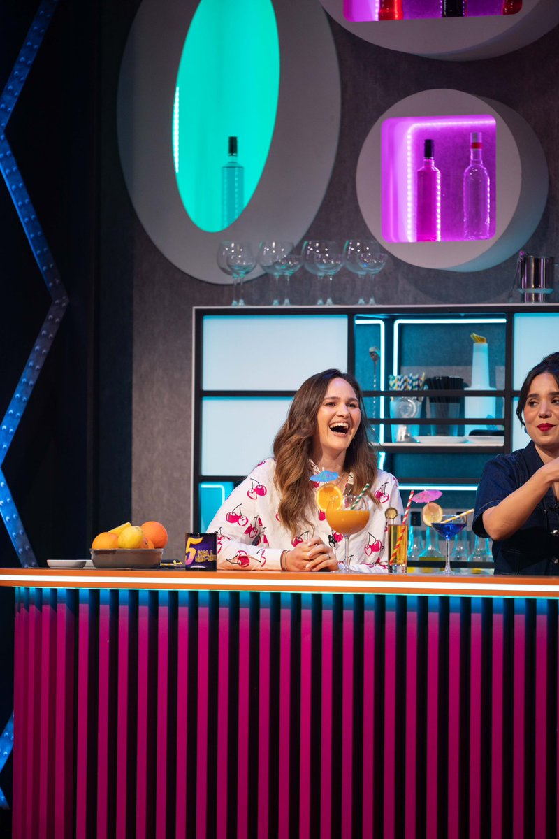 5meianoite tweet media