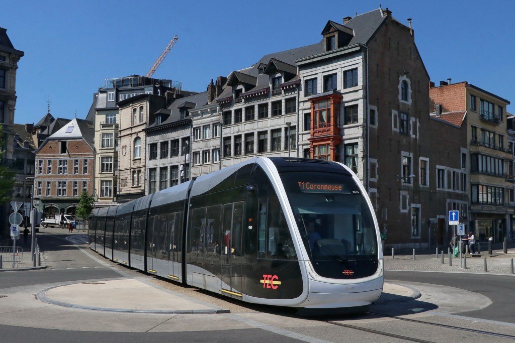 Welcome to the world’s newest tram - in Liege, Belgium! Sleek CAF rolling stock with batteries means they run without wires for 3km in the city centre and the majority of the route has a dedicated right of way. This is the model for a modern city!