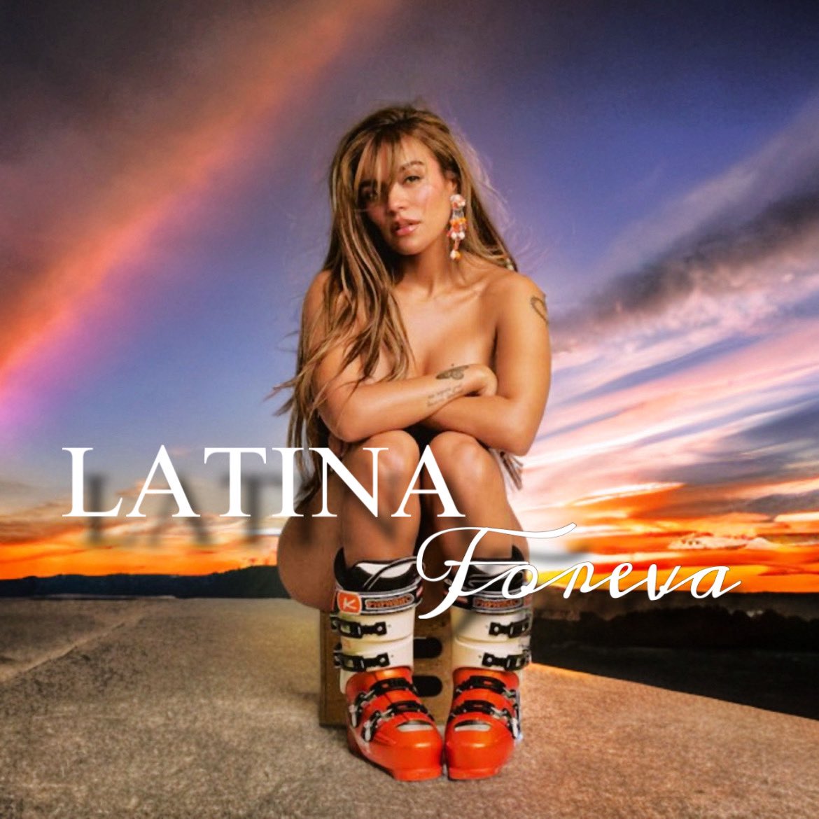 La que rompen esquemas y brilla con luz propia🧡 ¡REINA LATINA! 🍑🐅🎱🔥🐦‍🔥

LATINA FOREVA OUT NOW
KAROL G IS BACK 
#LatinaForeva