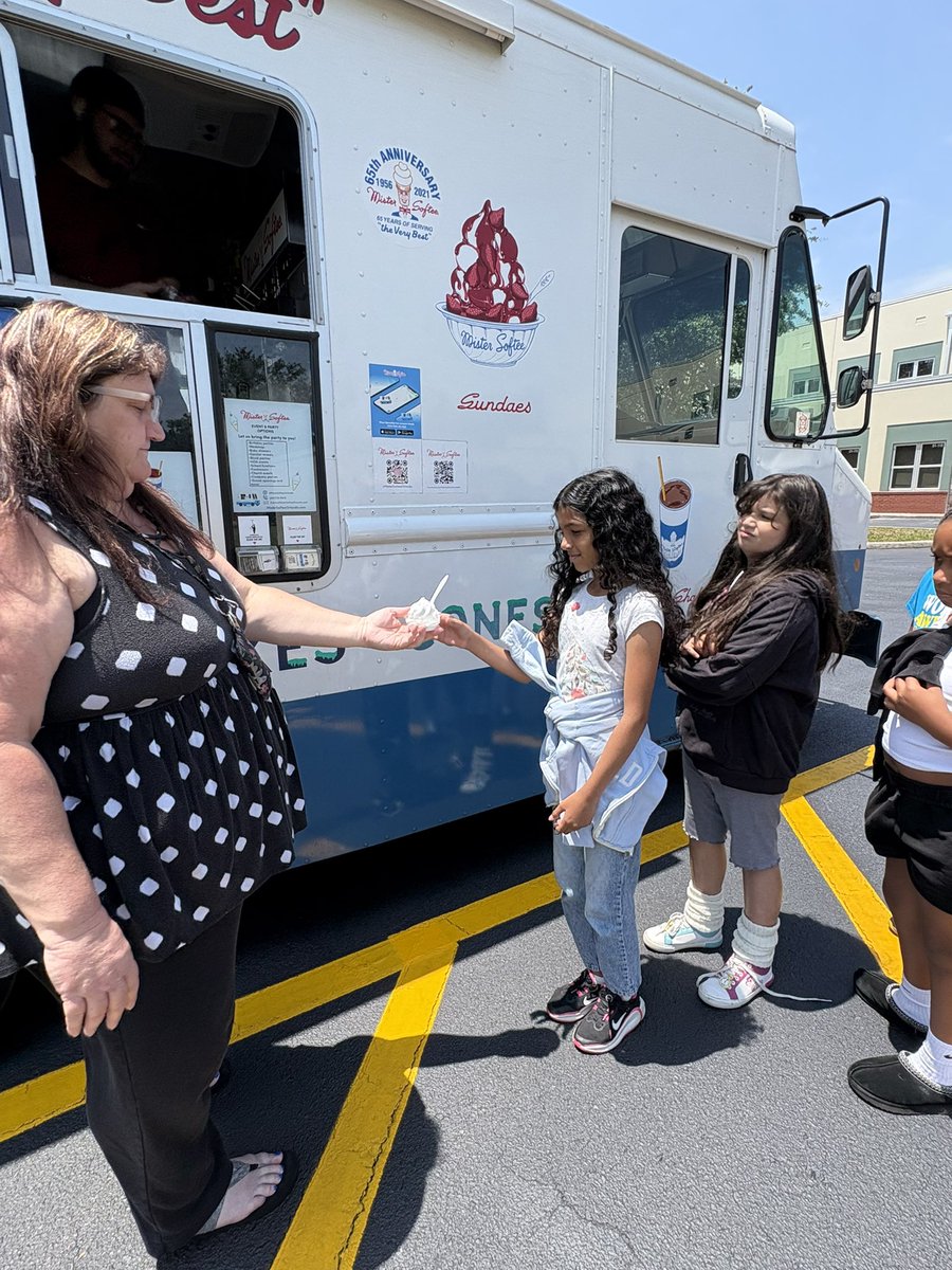 Castle Creek ES (@castleck_ocps) on Twitter photo 🎉 Nothing says thank you like ice cream! Today, we’re celebrating our amazing students for their hard work and resilience this year with a sweet treat from Mister Softee 🍦<a href="/rmccloe/">Rob McCloe</a> <a href="/YJHwang_OCPS/">Yoo Jin Hwang, Ed.D</a> <a href="/DrRahim_Jones/">Dr. Rahim Jones</a> <a href="/ucfalum/">Angie Gallo</a> 🎉 Nothing says thank you like ice cream! Today, we’re celebrating our amazing students for their hard work and resilience this year with a sweet treat from Mister Softee 🍦<a href="/rmccloe/">Rob McCloe</a> <a href="/YJHwang_OCPS/">Yoo Jin Hwang, Ed.D</a> <a href="/DrRahim_Jones/">Dr. Rahim Jones</a> <a href="/ucfalum/">Angie Gallo</a>