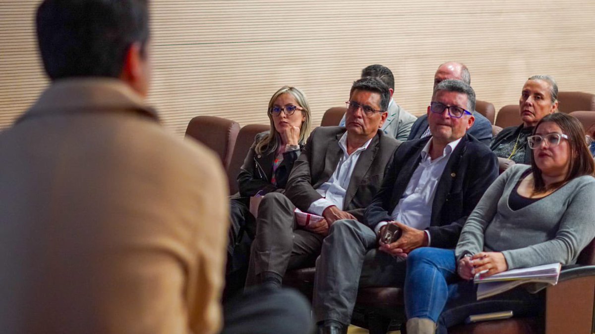 AGENCIA ATENEA tweet media