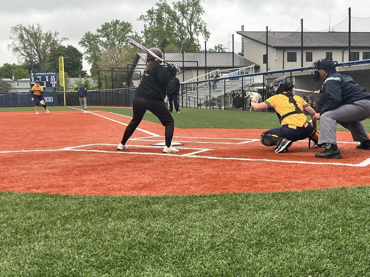 Ranger_Sports's tweet photo. Softball picks up the opening round win over Edison Tech!  Big thanks to @ERidgeLancers for allowing us to use your turf! #OneLeague @MCPSAC https://t.co/2X4Sm749a4
