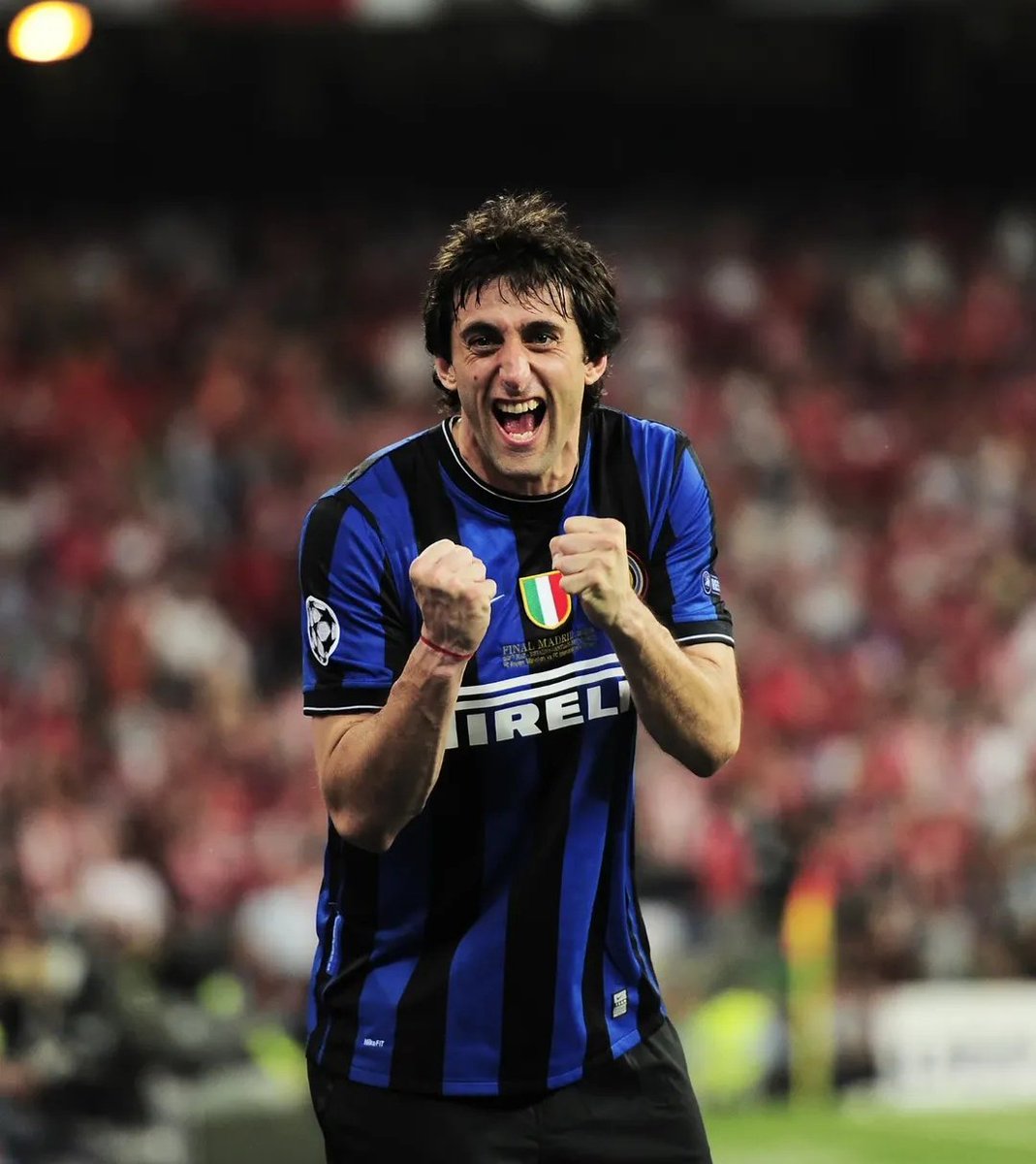 Hoy se cumplen exactamente 15 años de la última Champions del Inter.
El 22 de mayo de 2010, Inter se coronaba campeón de Europa gracias al doblete de Milito al Bayern Munich en el Santiago Bernabéu