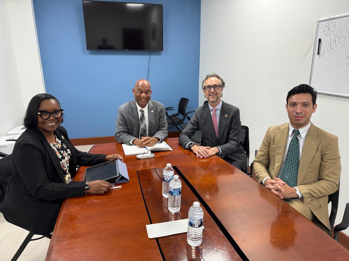 Giuseppe Mancinelli (@giusemancinelli) on Twitter photo I had a very productive meeting with Minister Vincent Wheatley and PS Tasha Bertie of the @Ministry of Health and Social Development of the Virgin Islands to explore opportunities for health development and capacity building in the Country. <a href="/UNOPS_es/">UNOPS en español</a> I had a very productive meeting with Minister Vincent Wheatley and PS Tasha Bertie of the @Ministry of Health and Social Development of the Virgin Islands to explore opportunities for health development and capacity building in the Country. <a href="/UNOPS_es/">UNOPS en español</a>