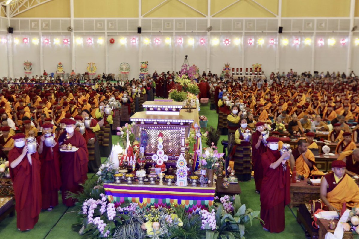 Drukpa's tweet photo. On the Dakini Day, we practised Khandro Tsogyal Thuktik during the Amitabha Recitation Retreat.
#OneHundredMillionAmitabhaRecitationRetreat #Drukpa #GyalwangDrukpa #DrukpaThuksey #Prayers #DrukAmitabhaMountain #AmitabhaPrayers #NamchoeOechog #KhandroTsogyalThuktik #DakiniDay https://t.co/EVE6cuNsHD