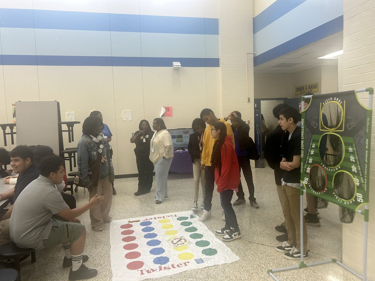Dueitt Middle School tweet media