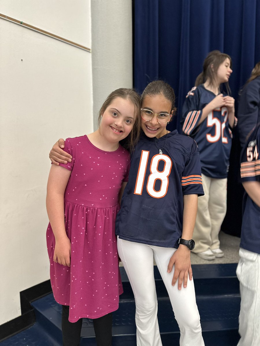 Great job girls on the chorus concert! I am so proud of each of you and the talents you bring to Windsor! Way to go!