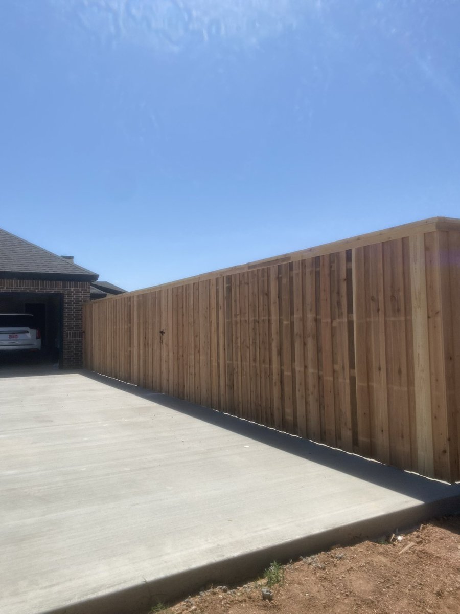 Signature Fence & Stain tweet media