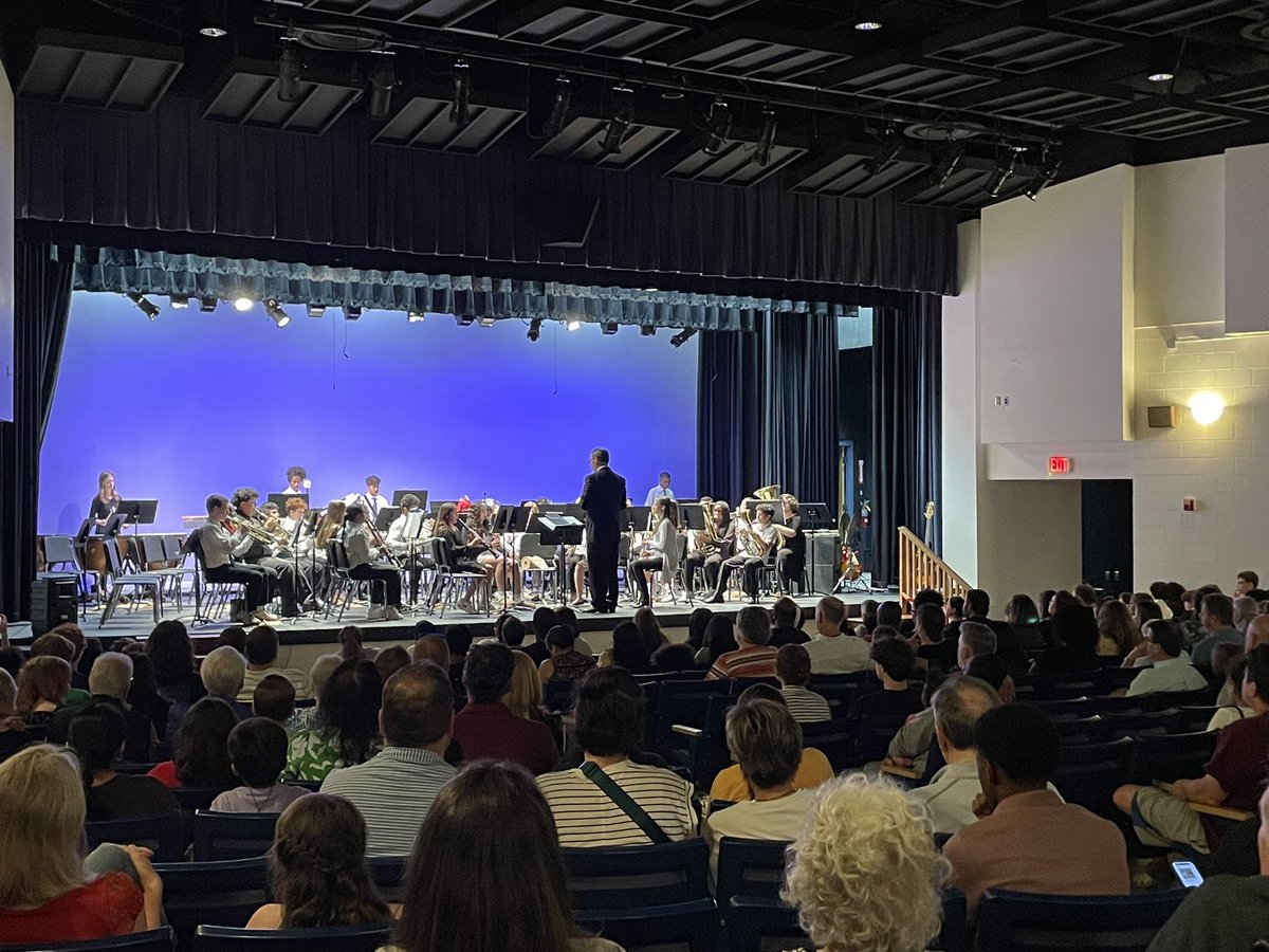 Brendan Fetters (@brendanfetters) on Twitter photo Outstanding evening at <a href="/CMMSCougars/">Carroll LT Magnet</a> for our 2025-26 new family open house followed by the all grade level spring band concert. 🥁 🎺
#WeLead Outstanding evening at <a href="/CMMSCougars/">Carroll LT Magnet</a> for our 2025-26 new family open house followed by the all grade level spring band concert. 🥁 🎺
#WeLead