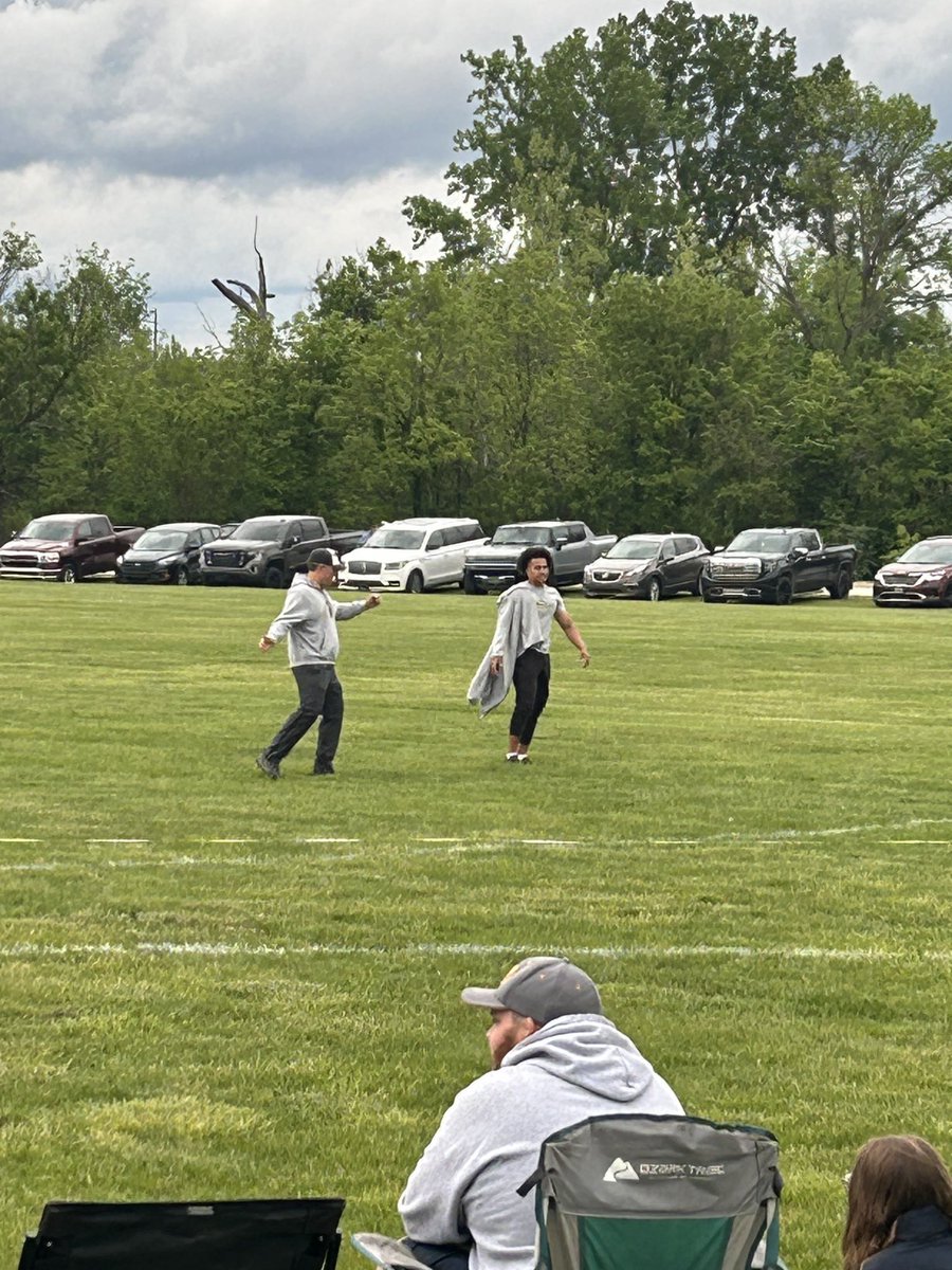 Keep on coaching them up! ⁦<a href="/AvonThrowers/">AvonThrowers</a>⁩ Are off to a good start