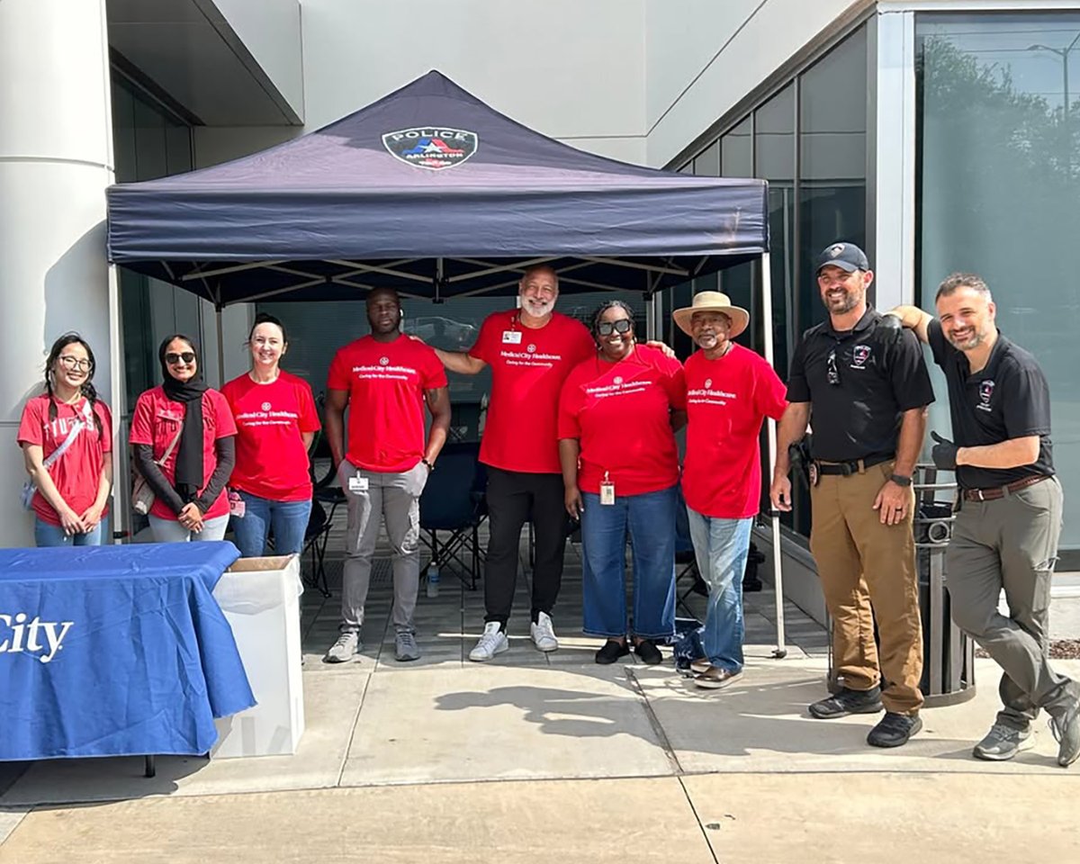 Texas Tech University Health Sciences Center (@ttuhsc) on Twitter photo Several <a href="/TTUHSCSOP/">TTUHSC Jerry H. Hodge School of Pharmacy</a> pharmacy students in #Dallas recently partnered with local police to help with the <a href="/DEAHQ/">DEA HQ</a> National Prescription Drug #TakeBackDay at three sites in Arlington. The event made communities safer and healthier by removing unneeded medications from the community. Several <a href="/TTUHSCSOP/">TTUHSC Jerry H. Hodge School of Pharmacy</a> pharmacy students in #Dallas recently partnered with local police to help with the <a href="/DEAHQ/">DEA HQ</a> National Prescription Drug #TakeBackDay at three sites in Arlington. The event made communities safer and healthier by removing unneeded medications from the community.