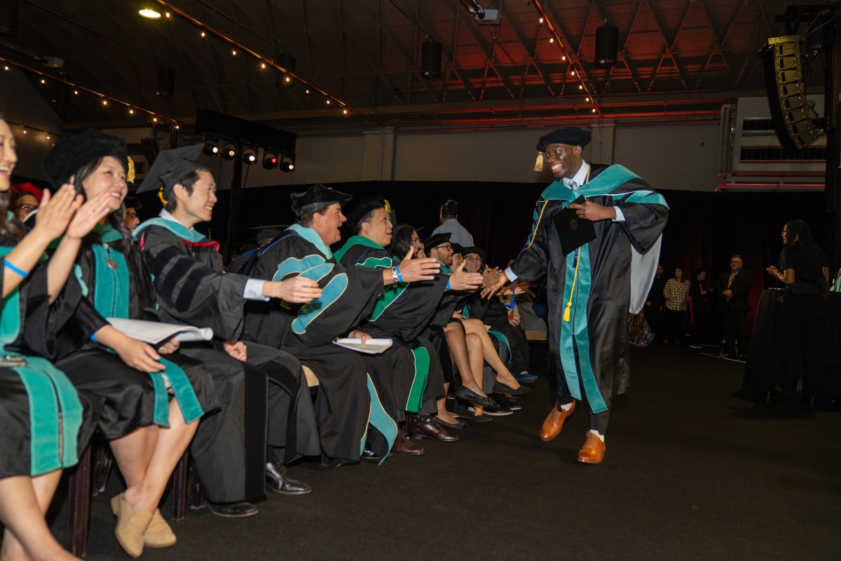 WesternUNews's tweet photo. Congrats to the WesternU College of Optometry Class of 2025!

During the May 13 Commencement ceremony, graduate speaker Dr. Gerard Joseph Sim reminded us that true humanism is more than compassion for patients.

🔗 https://t.co/YdbepnQkIS

#WesternUGrad2025 #WesternUProud https://t.co/fXXBOFvJAG