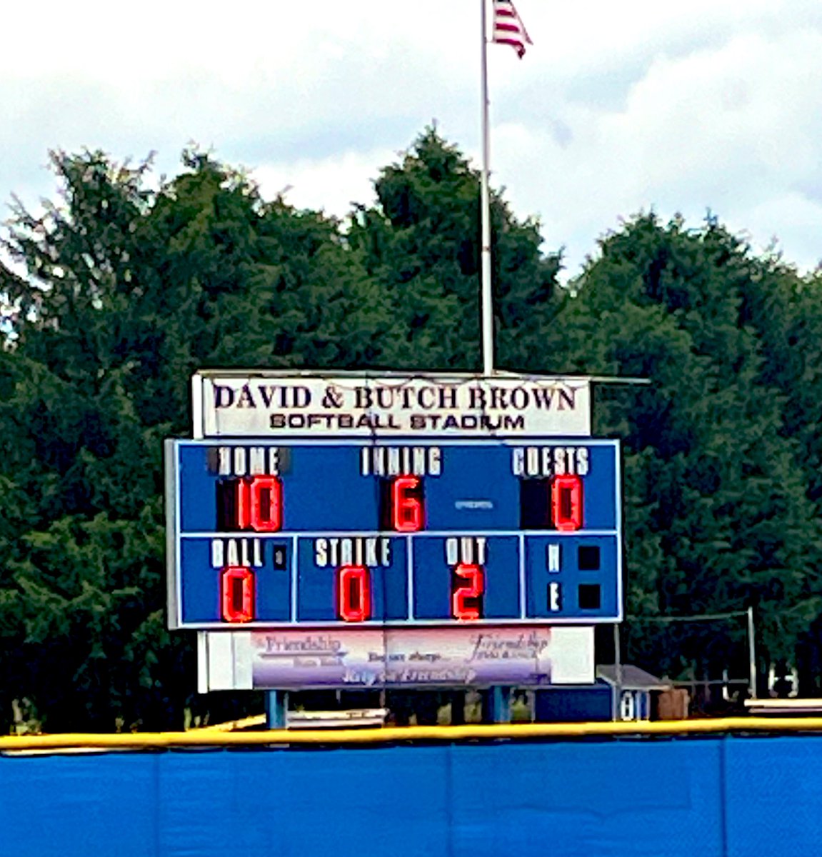 Rising Sun Shiners (@rsshiners) on Twitter photo Varsity Softball
The Shiners with a big run-rule victory over <a href="/ECTrojanSports/">EC Trojan Athletics</a>
in 6 innings
<a href="/orvcsports/">ORVC</a>
<a href="/SCAIndiana/">Softball Coaches Association of Indiana</a> Varsity Softball
The Shiners with a big run-rule victory over <a href="/ECTrojanSports/">EC Trojan Athletics</a>
in 6 innings
<a href="/orvcsports/">ORVC</a>
<a href="/SCAIndiana/">Softball Coaches Association of Indiana</a>