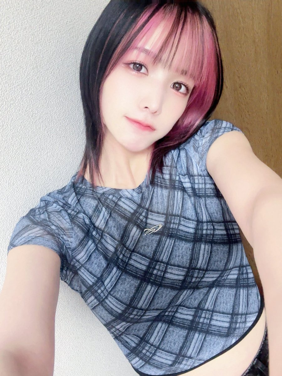 lunch_mahiru's tweet photo. #MARKSTYLER の展示会で購入した
#EMODA のシアートップスがめちゃんこかわいいので機嫌が良いです、おはにゅん~~~👼🏻💖 https://t.co/nvSHtGer5U