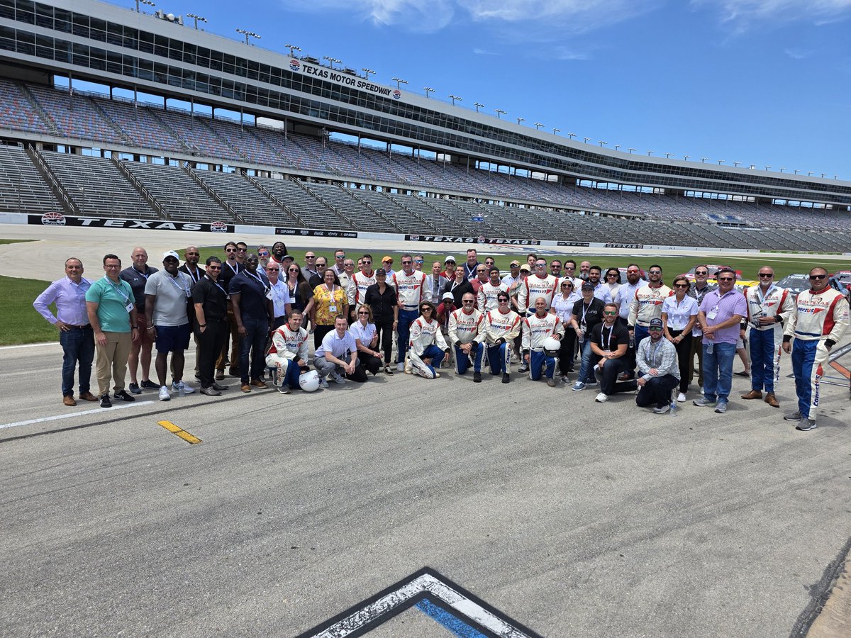TeamTXDrivin's tweet image. What. A. Day.
Huge thanks to ConectUS for letting us host the unforgettable Rev Up Event at Texas Motor Speedway!
Fast cars, big smiles, and next-level energy—Team Texas brought the thrill!
#RevUpEvent #TeamTexasRacing #ConectUS #CorporateEventGoals #TexasMotorSpeedway