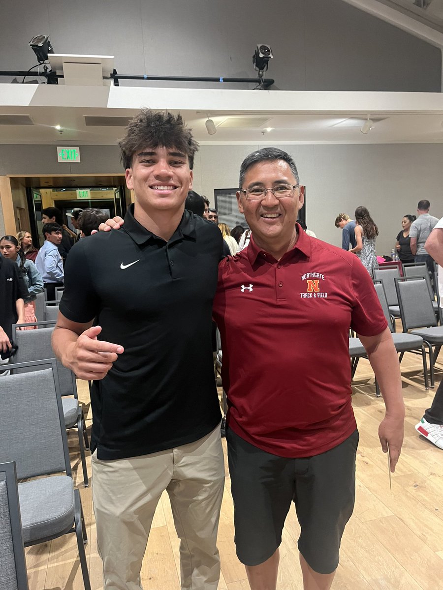 Finishing up the track season with the banquet tonight where I was grateful to be named Team MVP as well as
- 2nd Team All DAL (4x1)
- 3rd Team All DAL (200m)
Excited to run at NCS tomorrow!