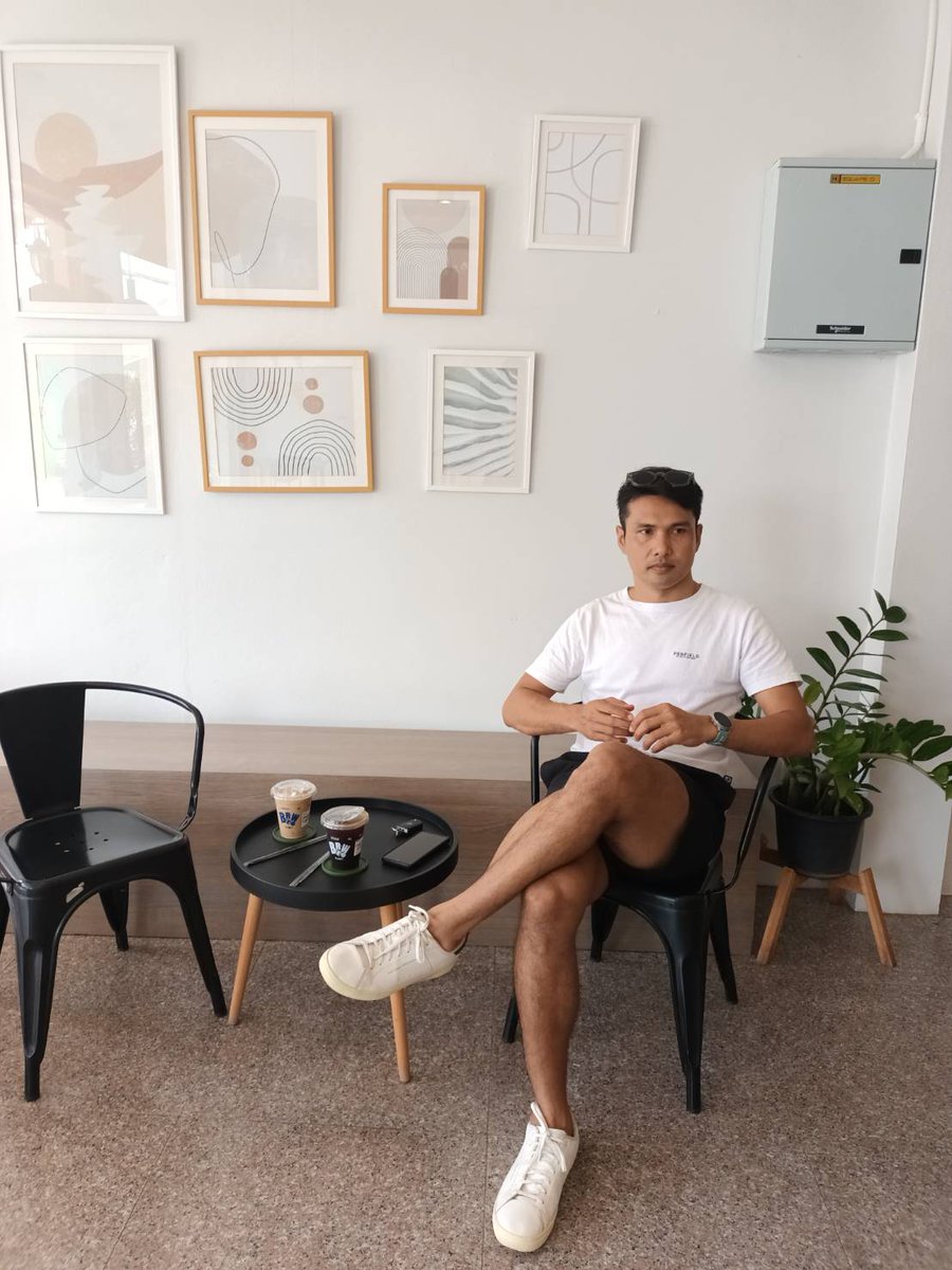 ร่างกายต้องการกาแฟ ☕️