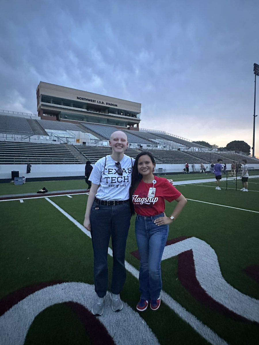 PTranNHS's tweet photo. @NHSTexans Senior Sunset 2025!🌅 Gonna miss my seniors! https://t.co/xG0mpU6jPI