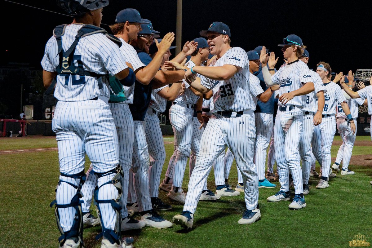 UNCWBaseball's tweet image. HAVE. A. NIGHT. ZANE TAYLOR.

Zane Taylor recorded a career-high of 14 strikeouts throughout 8 shutout innings and Bryan Arendt earned his 6th homer of the season to help secure the win over Campbell 6-0. 

#SeahawkBaseball