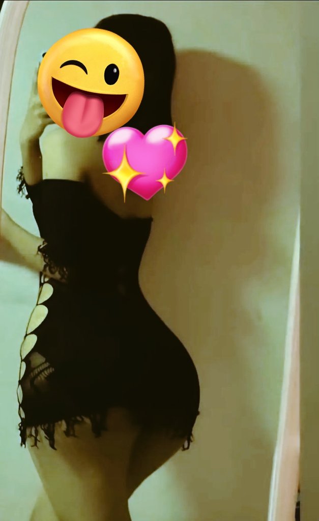 อ่อยขนาดนี้พี่ยังไม่มาหาอีก เดี๋ยวเสร็จลุงข้างบ้านก่อนน่ะค่ะ