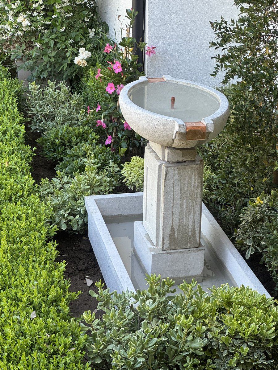 histofarch's tweet photo. During - and AFTER - another #LivingProcessLLC Landscape design installation here with Fred Lucas. https://t.co/wMRtwNhmhP