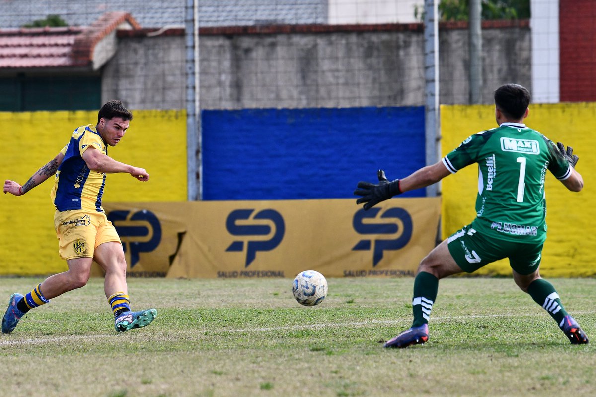 AtlantaDeMiVida's tweet photo. #Reserva #Fecha5
#Atlanta venció a Quilmes por 2 a 1 con goles de Gerónimo Cardozo.
🔜 #ProximaFecha: visitante vs. Agropecuario.
#AtlantaDeMiVida 💛💙
📸 #AtlantaOficial https://t.co/4Yz9fCIGJA
