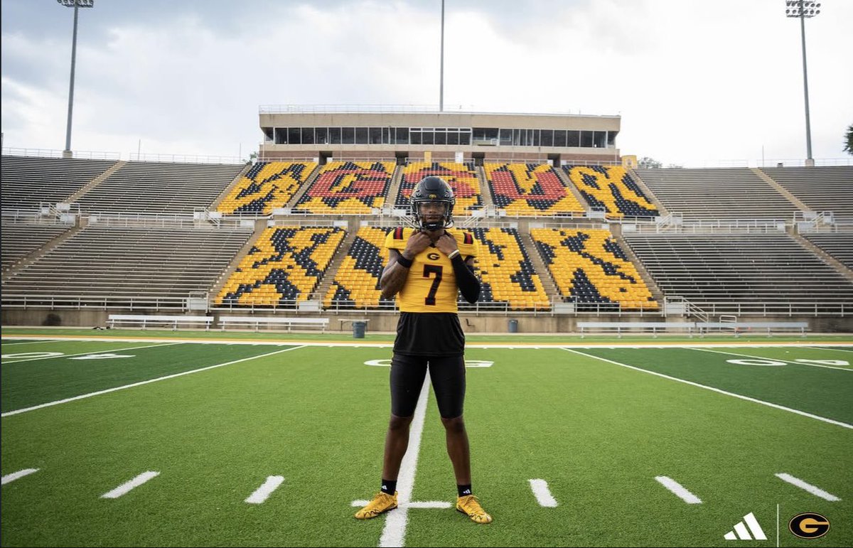 Braylun Huglon|3⭐️ (@bhuglon) on Twitter photo After a great conversation with <a href="/GSUFootball01/">Grambling State Football 🐯</a> im Blessed to receive an offer from The Grambling State University #Gotigers After a great conversation with <a href="/GSUFootball01/">Grambling State Football 🐯</a> im Blessed to receive an offer from The Grambling State University #Gotigers