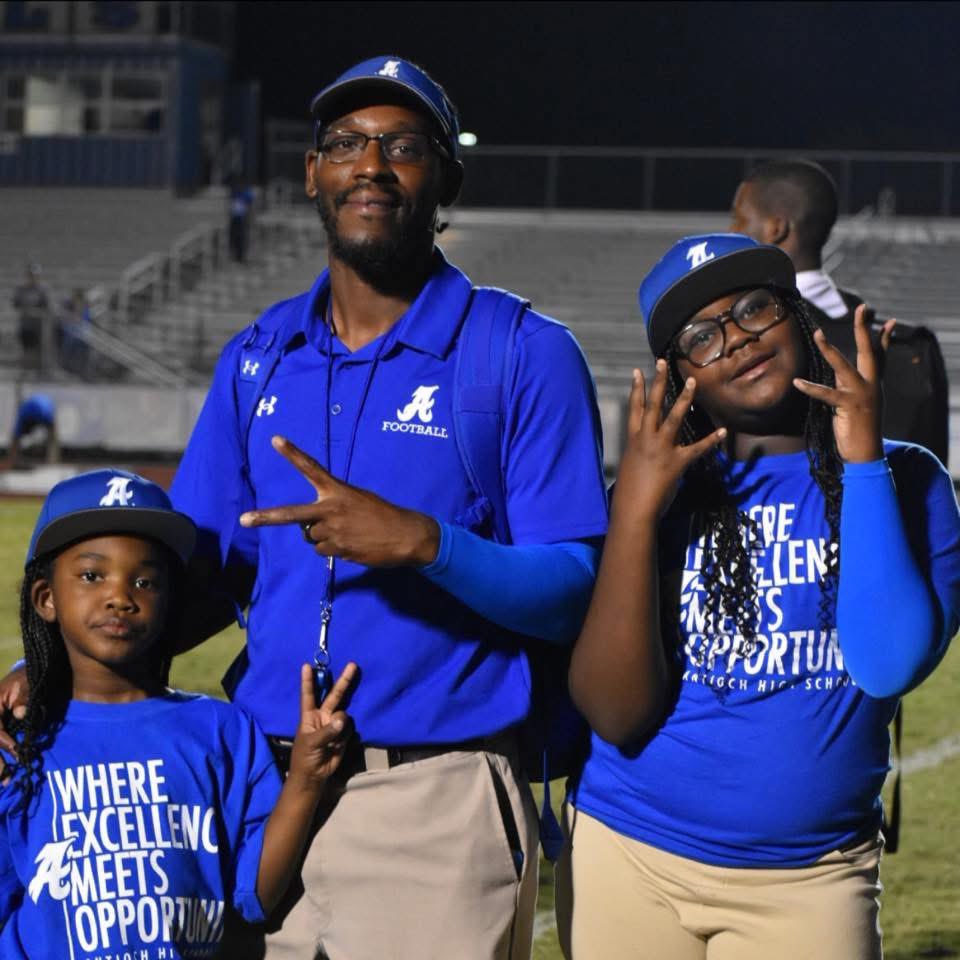 Hillsboro Football (@hillsborofball) on Twitter photo 🚨🚨We proudly introduce <a href="/CoachAdamTaylor/">Coach Adam T. Taylor</a> as our new Offensive Coordinator & QB Coach . Coach Taylor brings over 15+ years of experience with stops at Maplewood, Overton, & Antioch. He is a motivator of young men and we welcome him to our family.
Hillsboro way!🔰🔰🏈
Out South! 🚨🚨We proudly introduce <a href="/CoachAdamTaylor/">Coach Adam T. Taylor</a> as our new Offensive Coordinator & QB Coach . Coach Taylor brings over 15+ years of experience with stops at Maplewood, Overton, & Antioch. He is a motivator of young men and we welcome him to our family.
Hillsboro way!🔰🔰🏈
Out South!