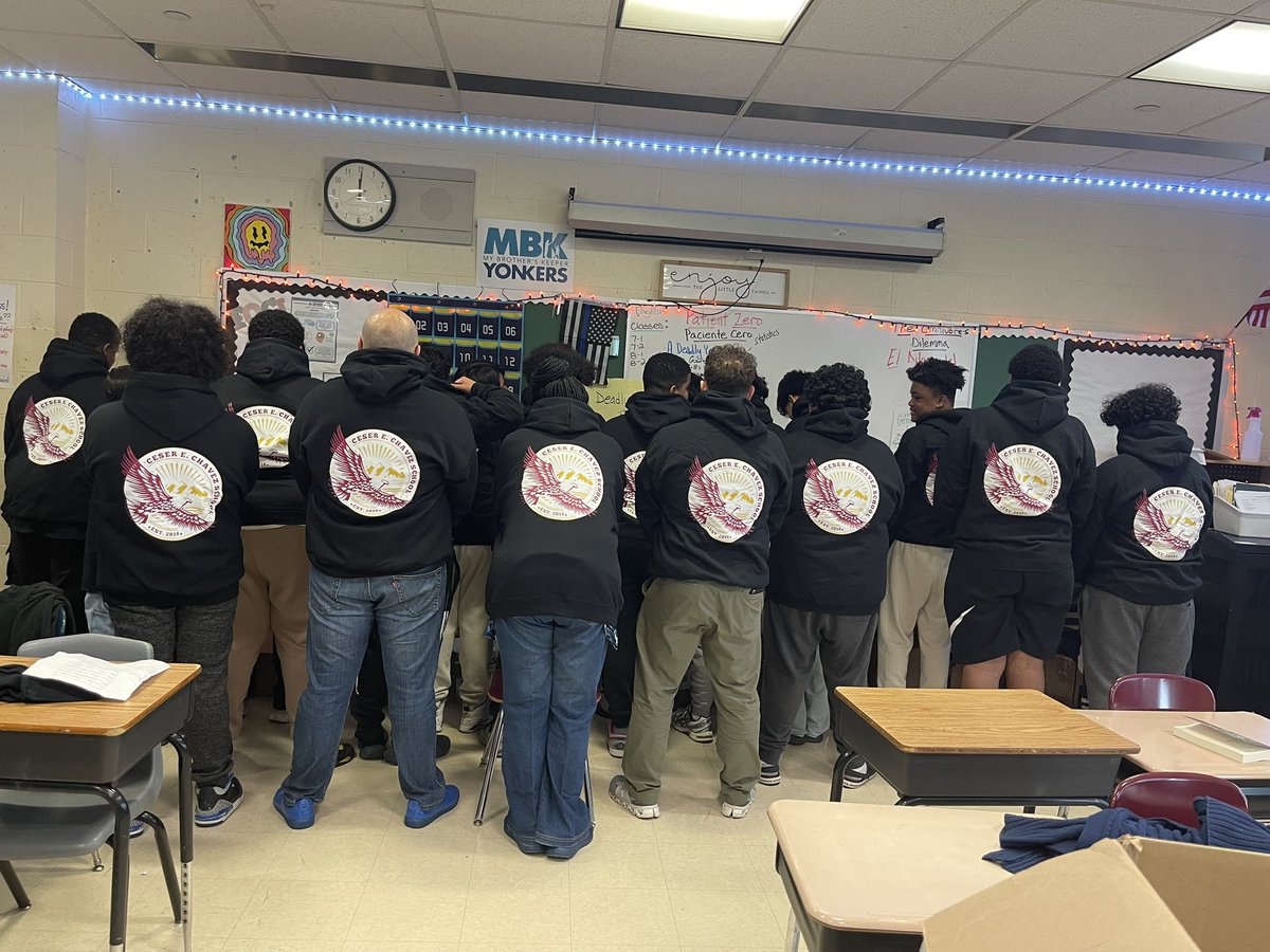 Proud of our MBK Princes <a href="/ChavezSchoolYPS/">César E. Chávez School</a> &amp; Boyce Thompson  <a href="/YonkersSchools/">Yonkers Public Schools</a> rocking their MBK Spirit Gear representing leadership, brotherhood, and excellence! Our MBK chapter continues to empower young men to rise, lead, and thrive. #MBKYonkers #YonkersStrong #Brotherhood