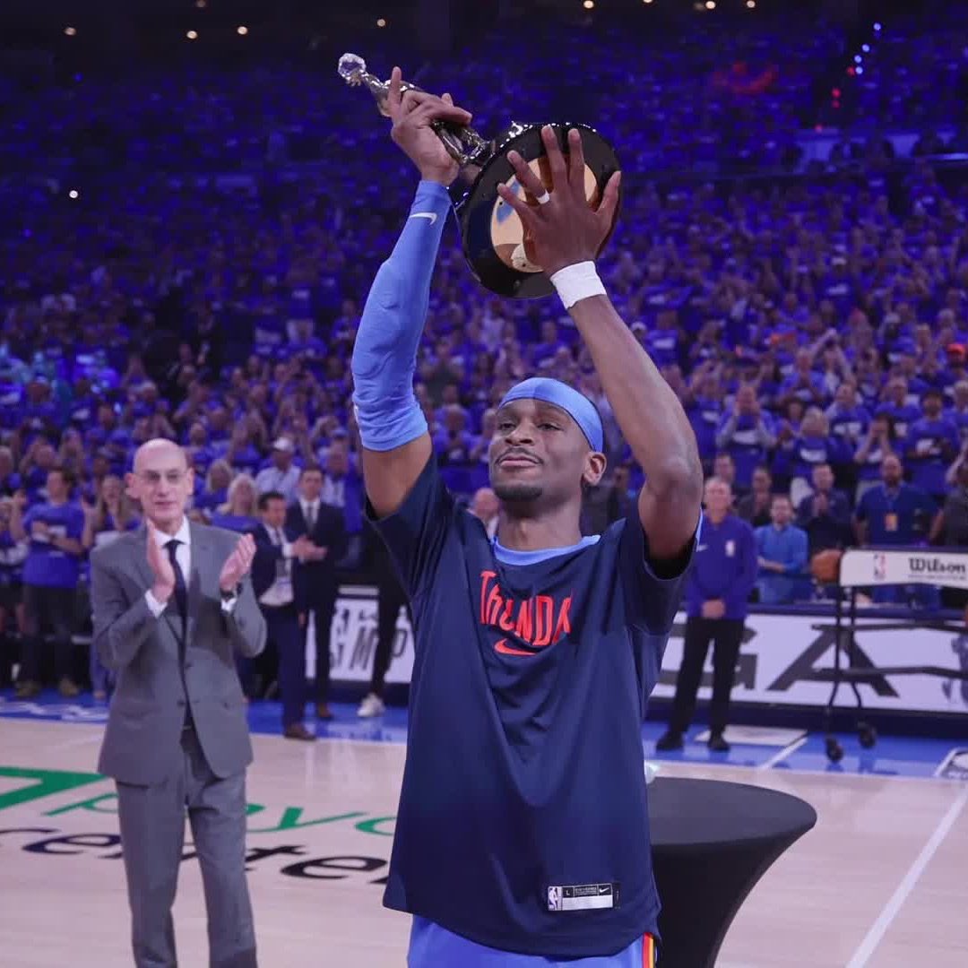 meninanba's tweet photo. SHAI GILGEOUS-ALEXANDER!!!

MVP! 🏆 https://t.co/dUq3p2RIBn