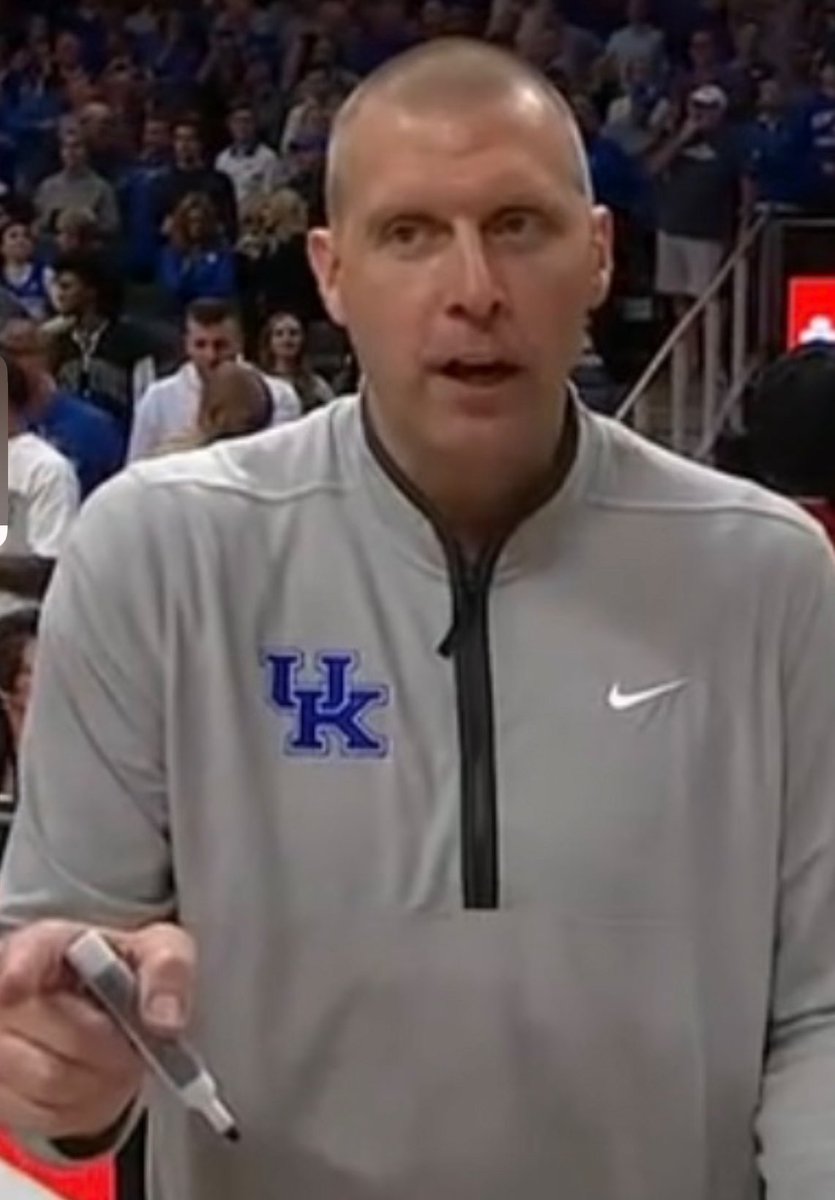 Pope snuck in a friendly subtle jab at Reed Sheppard in his interview with <a href="/KySportsRadio/">Matt Jones</a>:

“I’m not gonna wear a St. John’s t-shirt, but I love Coach Pitino.”