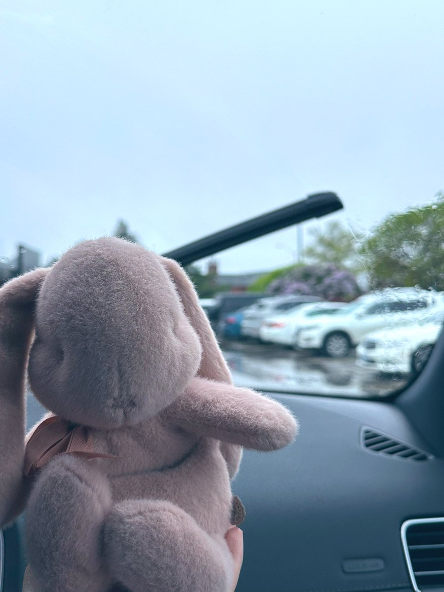 阴天 傍晚 车窗外