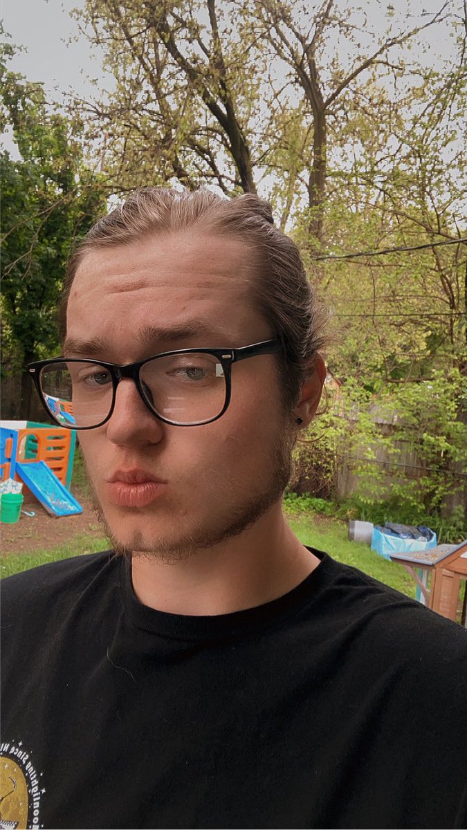 Nate (@ehnvyy) on Twitter photo 