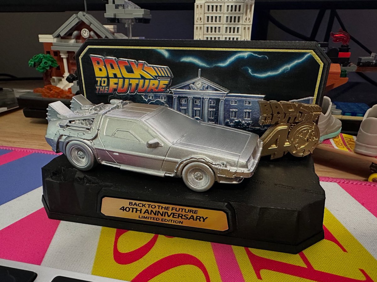 collectbttf's tweet photo. As we approach Back to the Future’s 40th anniversary, the scotts are getting greater, the earth’s gravitational pull is getting heavier, and the merch is getting cooler. This limited edition statue is currently available at Universal Studios!

#backtothefuture #bttf https://t.co/tybZHBzisn