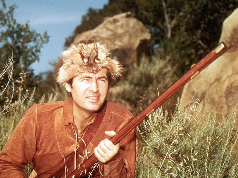 Spend some time this Memorial Day Weekend with the King of the Wild Frontier as Michael and Tom take a look at Davy Crockett in Disneyland. shows.acast.com/connecting-wit…