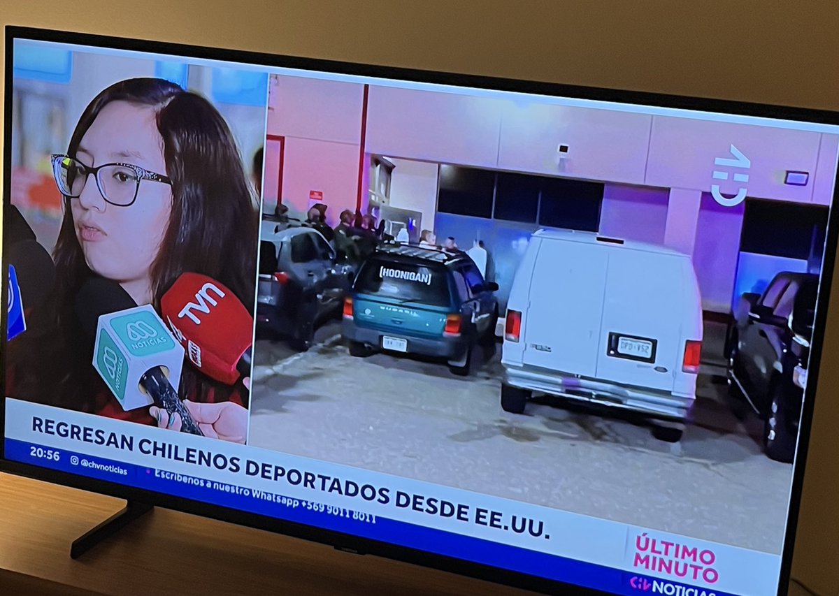 Pueden creer que acaban de entrevistar a una de los familiares de los “chilenos” expulsados de EE. UU., y era veneca? Jajajajajajajajajajajaja, hicieron concha nuestro pasaporte #CHVnoticias