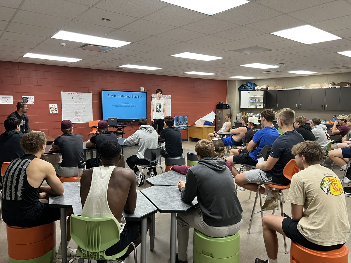 Coach Sinz (@mikesinz) on Twitter photo It was awesome having Noah Feddersen speak to our leadership council this morning! Incredible message to our student athletes! #mustangpride <a href="/FeddersenNoah/">Noah Feddersen</a> It was awesome having Noah Feddersen speak to our leadership council this morning! Incredible message to our student athletes! #mustangpride <a href="/FeddersenNoah/">Noah Feddersen</a>