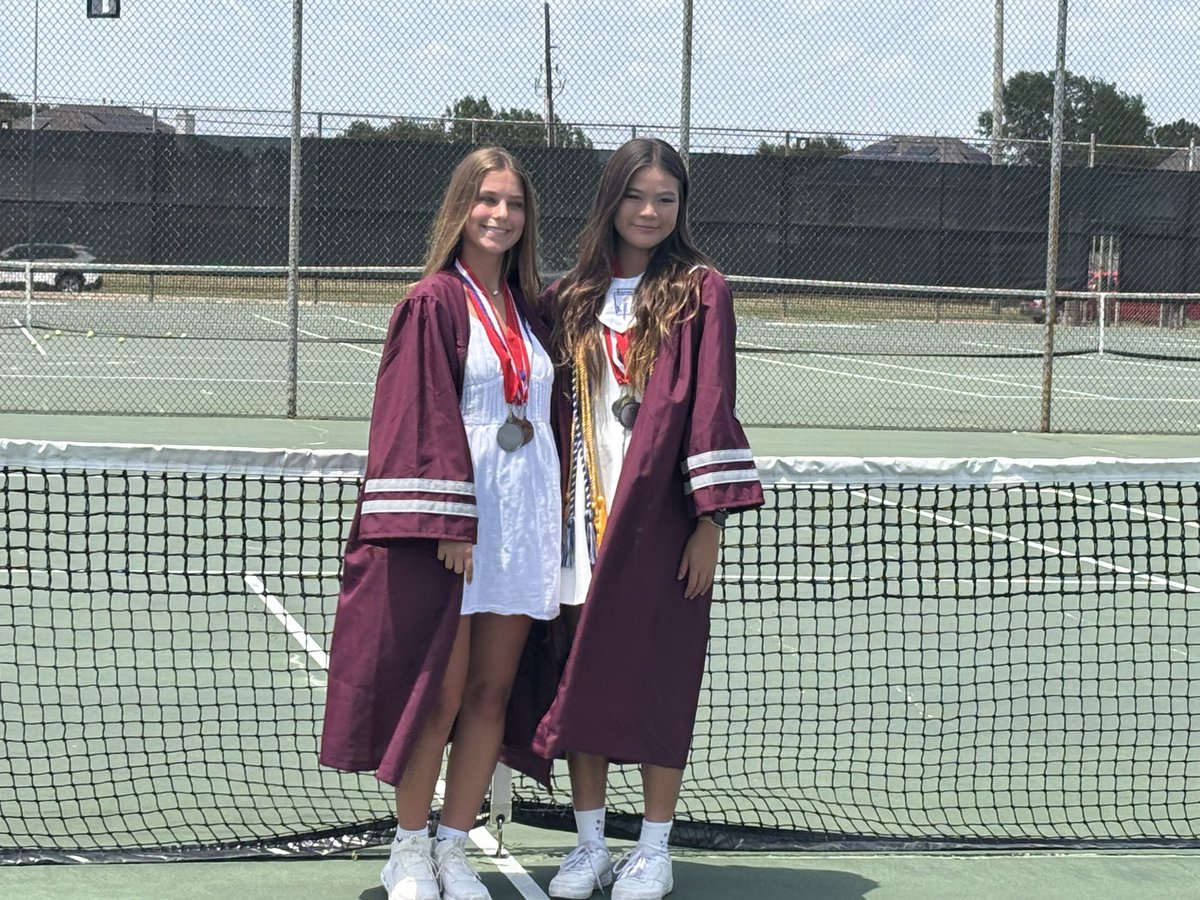TennisKempner's tweet photo. Most bittersweet day of the year - the last day with the seniors on the court. What an amazing group of young adults. I could not, and would not, have made it through the last 3 years without their support. Blessed beyond measure to coach such a great group! https://t.co/Bp9E7b8i2w