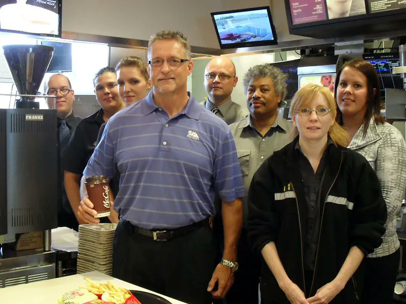 SchmidlappGhost's tweet photo. @BobSchwaller @cutigs1 Just ask George Sheard.

Today (Brandon Manitoba - owns 3 stores) and 1979 with Ronald in Duncan BC. https://t.co/z3Ry7OvacO
