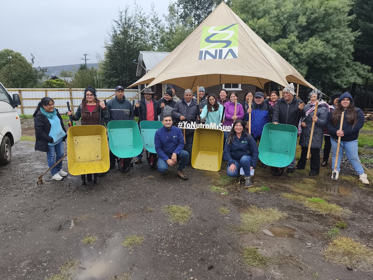 FabiolaSeplveda's tweet photo. ♻️Con gran éxito se llevó a cabo el Taller "Alternativas de manejo de residuos silvoagropecuarios" en la comuna de #Cañete, Región del Biobío @iniachile.

#ENCCRV
#YoNutroMiSuelo https://t.co/GXAyJOj7Xr