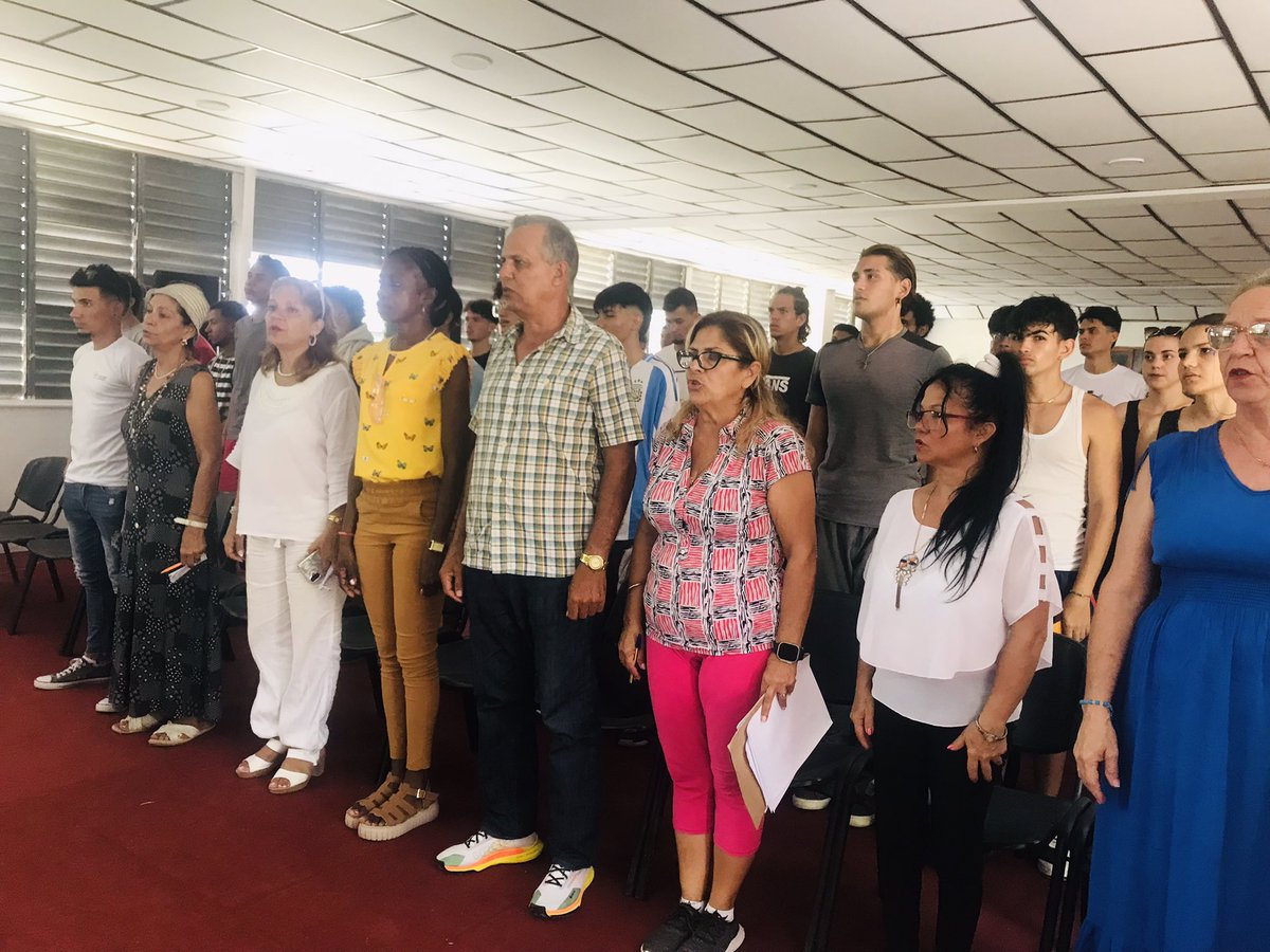 ✨ Asamblea Post X Congreso de la #FEU en la Facultad de Cultura Física de la UHo-Universidad de Holguín  ¡Un espacio de intercambio y crecimiento! 💪
#SomosUHo
#EspacioParaCrecer
#FEUdeCuba