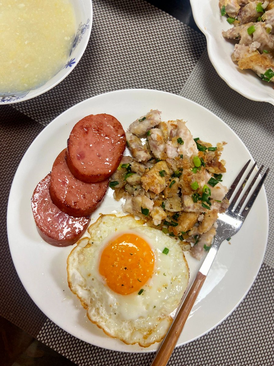 jianshens's tweet photo. 人生の大半は静かで淡々としたもの。
粗茶淡飯にこそ、心の豊かさが宿る。
そして人生は、想像するほど華やかでも劇的でもない。 https://t.co/pQMSEewVNs