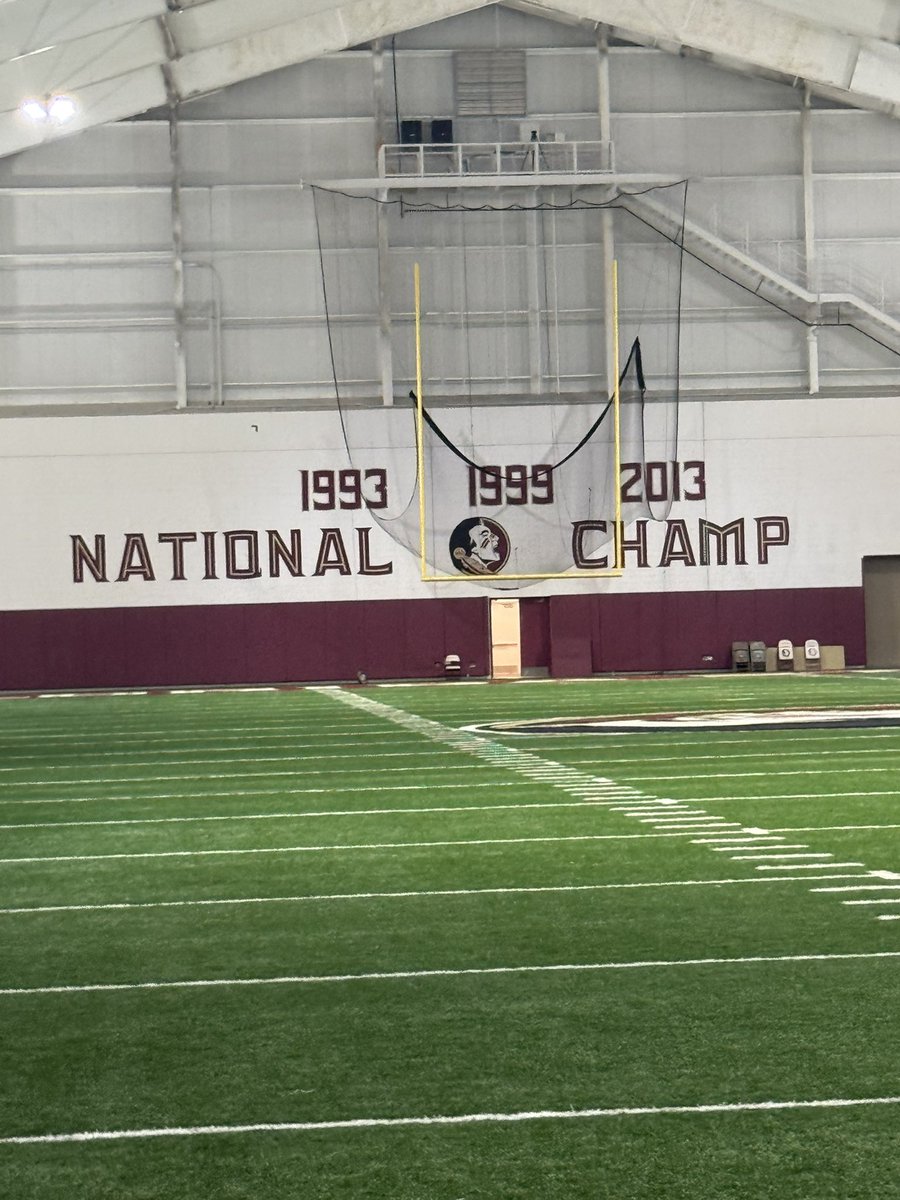 97 Sports- Helmets/Decals 🏈 tweet media