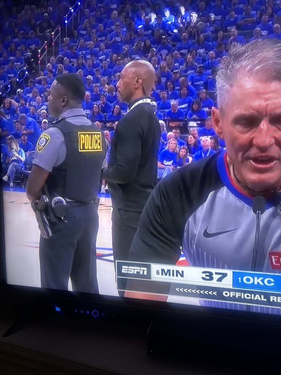 keri hustle tweet media