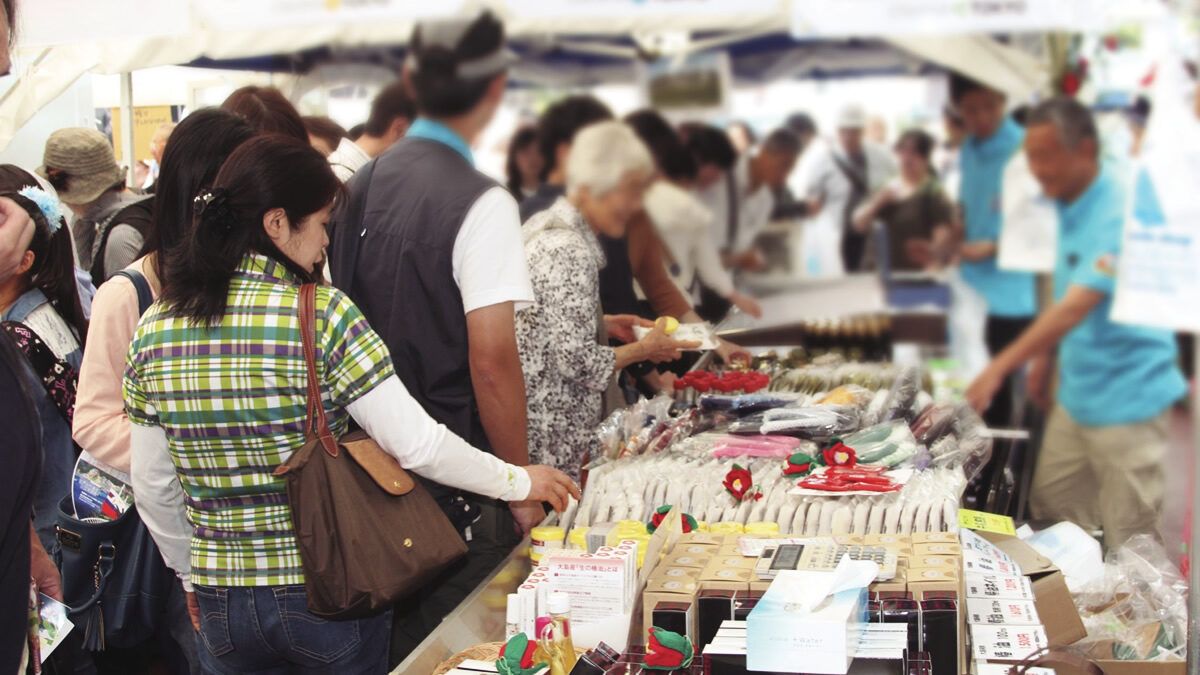 5/24(土)-25(日)東京・港区の竹芝桟橋で伊豆諸島・小笠原諸島の祭典「東京愛らんどフェア 島じまん」開催。各島のおすすめ"島グルメ"が楽しめます。入場無料→event-checker.info/shima-jiman/